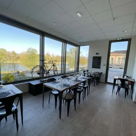 Le Preau De Hotel Baix